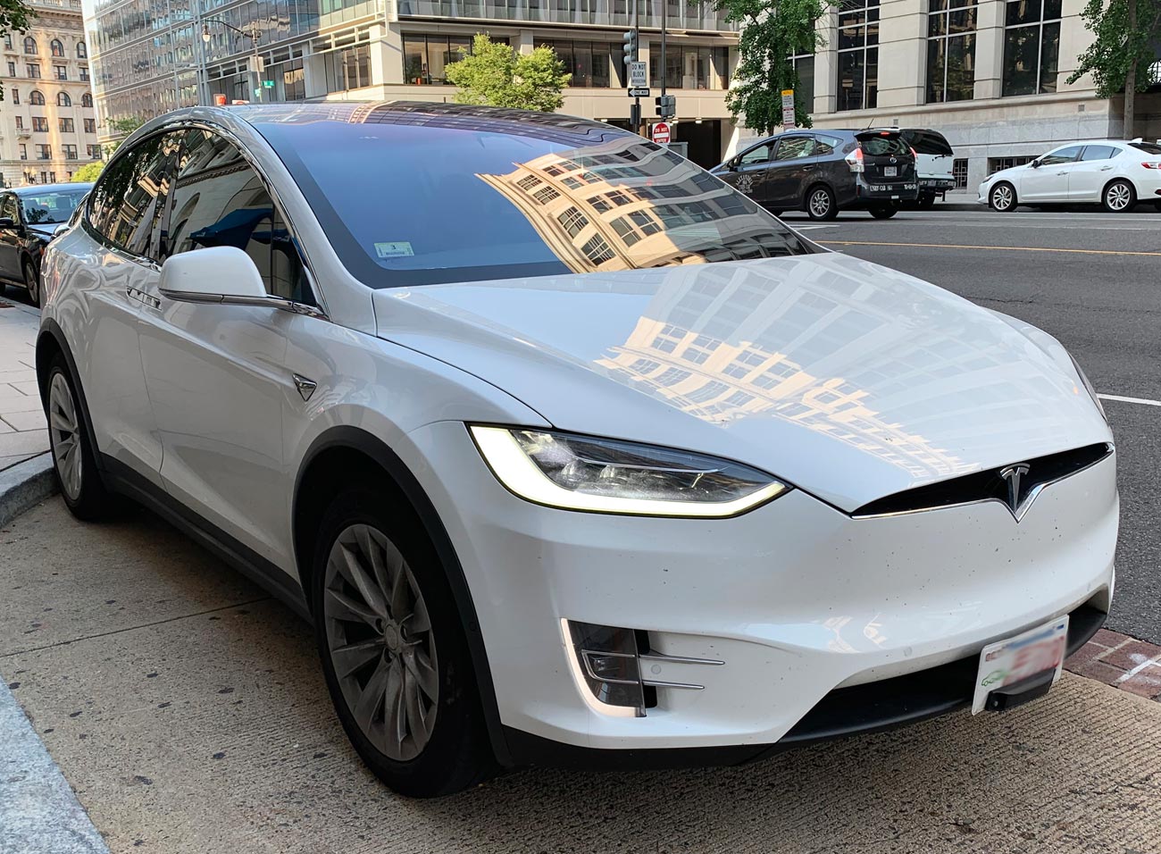 Tesla x plaid 2022